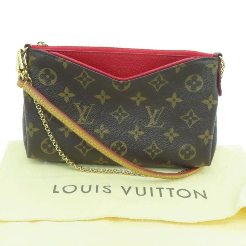 💎✨BEAUTIFUL✨💎 LOUIS VUITTON Monogram Pallas Clutch CROSSBODY